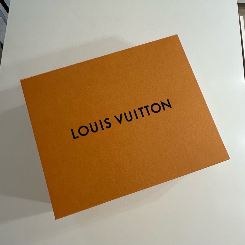 Louis Vuitton Vibrant Orange Box